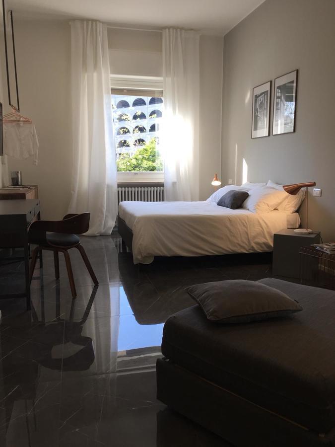 Suite Vogue Stazione Voghera Exterior photo
