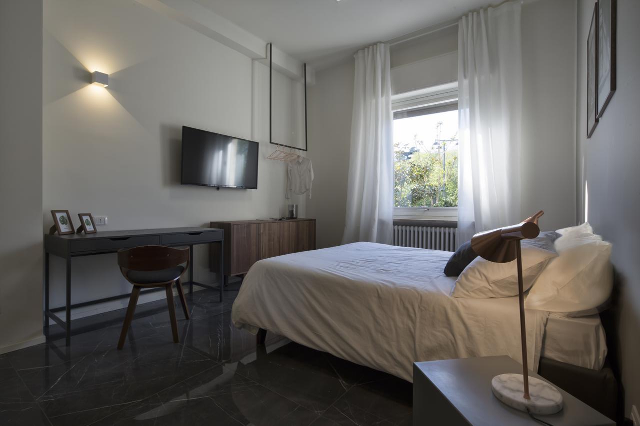 Suite Vogue Stazione Voghera Exterior photo